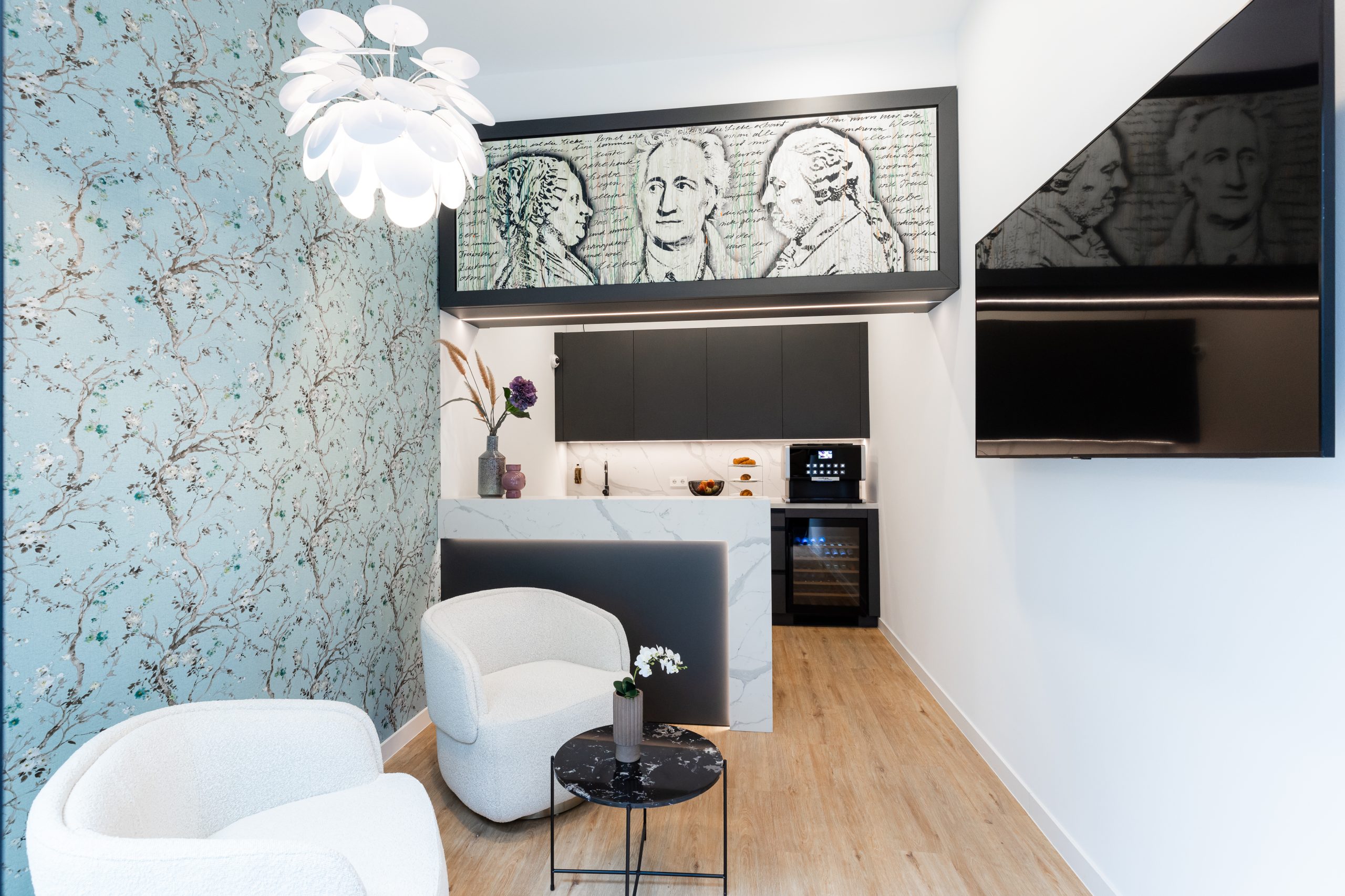 Reception & Entrance Area